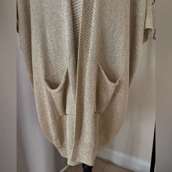 Lilly Pulitzer Gold Metallic Open Cardigan Pockets Lightweight Size M - Picture 5 of 10